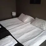 Ellivuori, Ellin Pooli 5 *