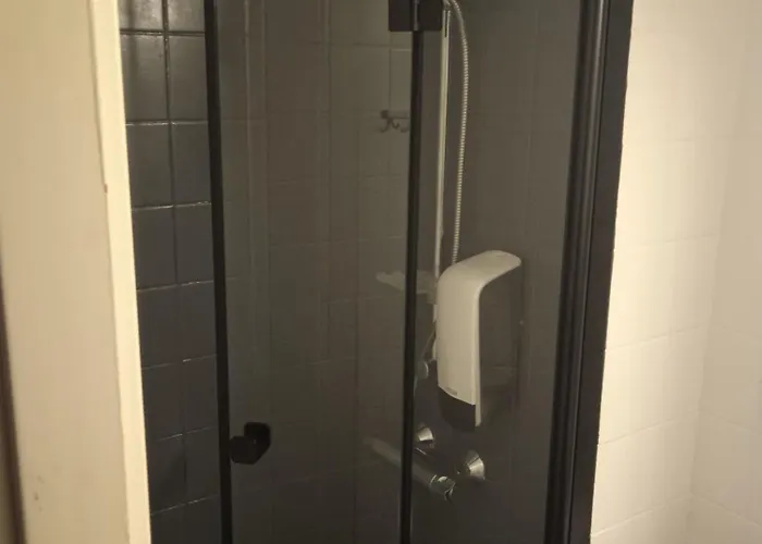 Huoneisto Ellivuori, Ellin Pooli 5